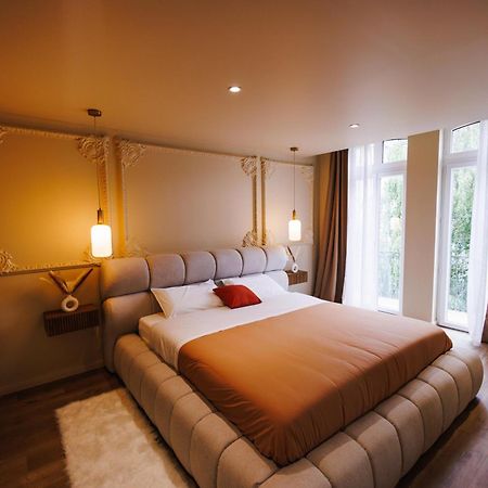 Eden Room - Luxe, Balneo & Sauna ルマン エクステリア 写真